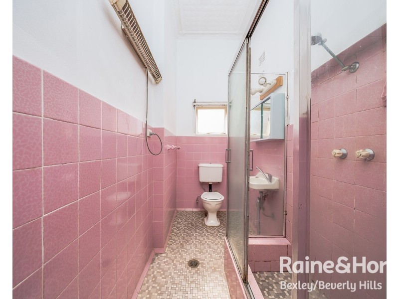 1/51 Gloucester Road, Hurstville NSW 2220