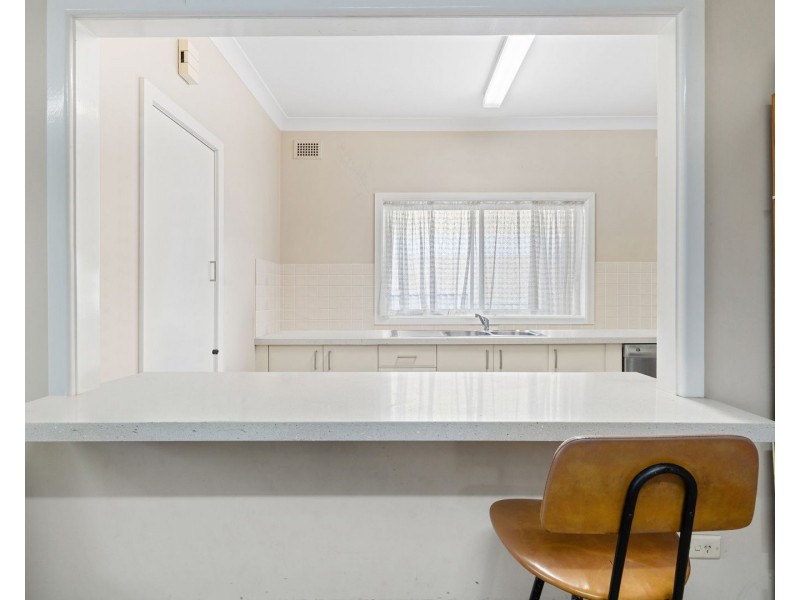 2A Springfield Avenue, Roselands NSW 2196
