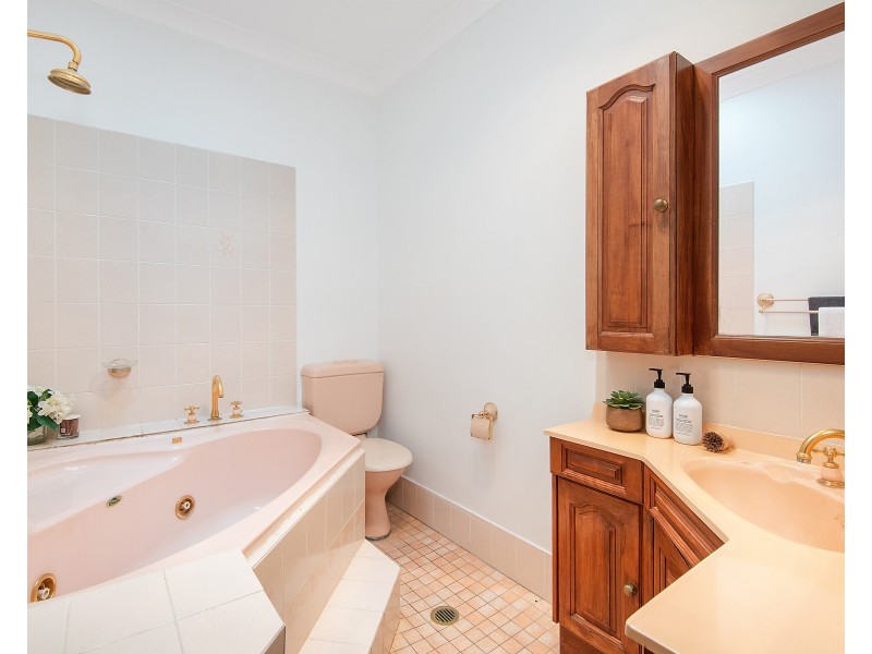 30 Raymond Avenue, Roselands NSW 2196