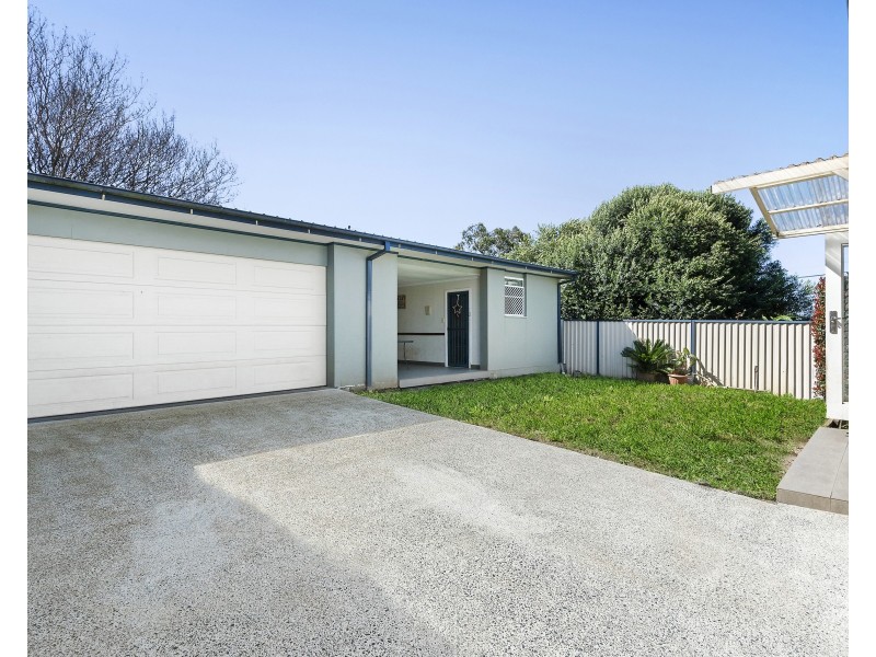 7 Berring Avenue, Roselands NSW 2196