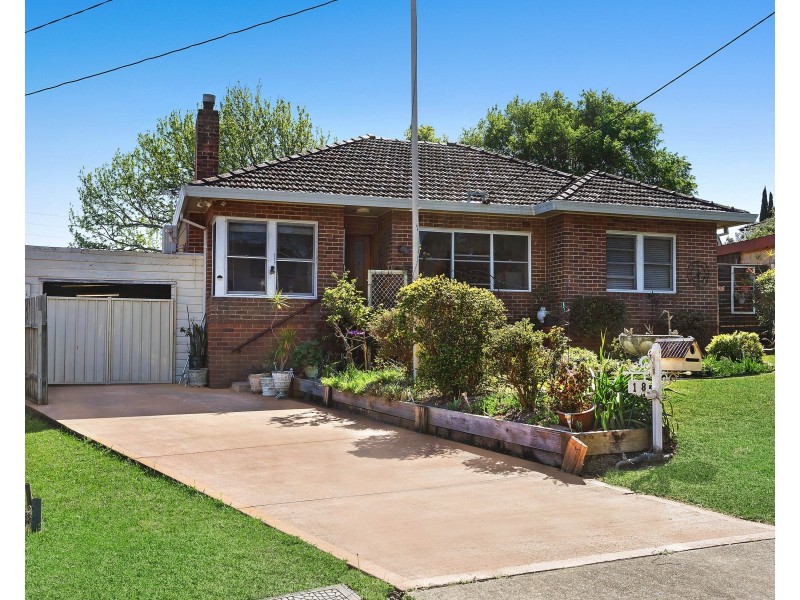 18 Macpherson Street, Hurstville NSW 2220