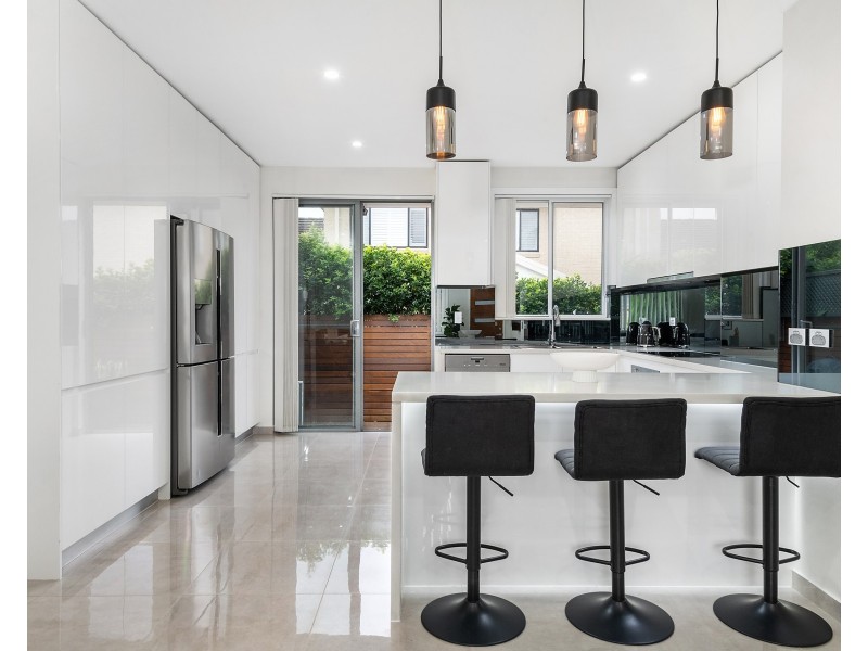 2/46 Caledonian Street, Bexley NSW 2207