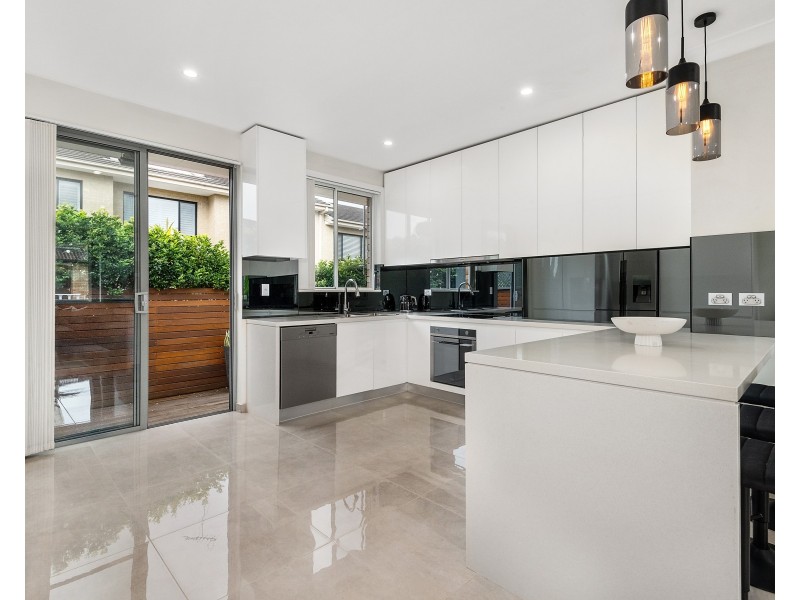 2/46 Caledonian Street, Bexley NSW 2207