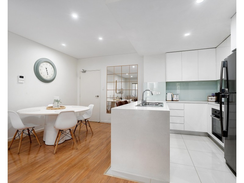 3/37 Gover Street, Peakhurst NSW 2210