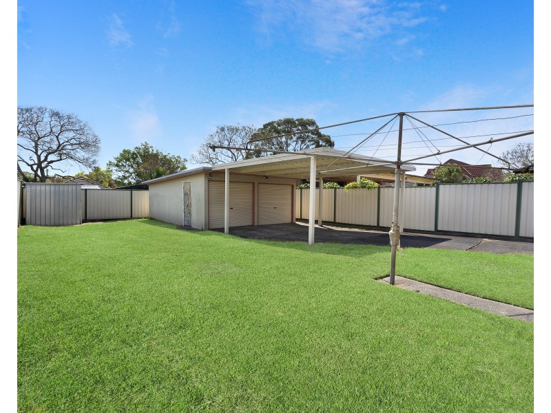 24 Ponyara Road, Beverly Hills NSW 2209