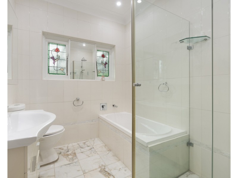 17 Macdonald Crescent, Bexley North NSW 2207