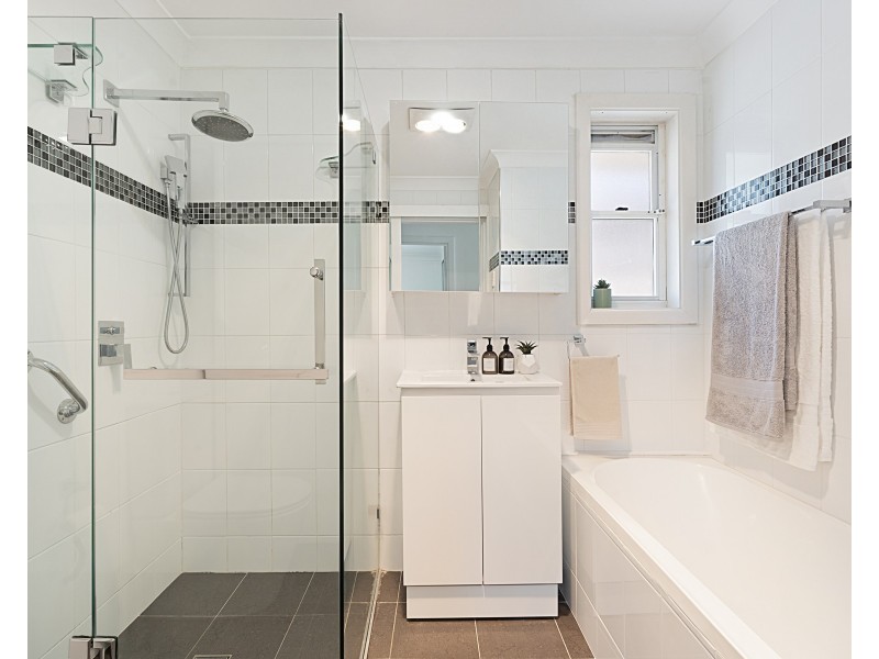 1/2 Heber Street, Hurstville NSW 2220