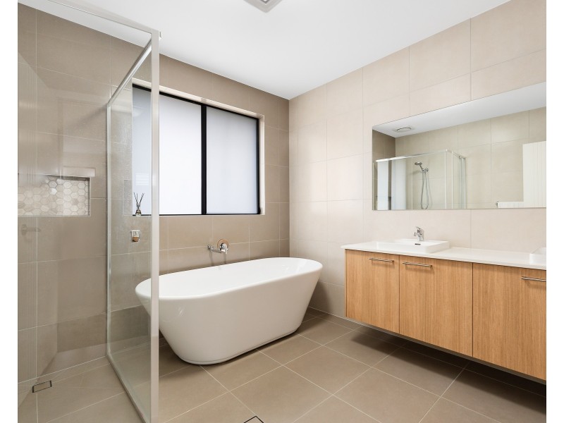 24 Springfield Avenue, Roselands NSW 2196