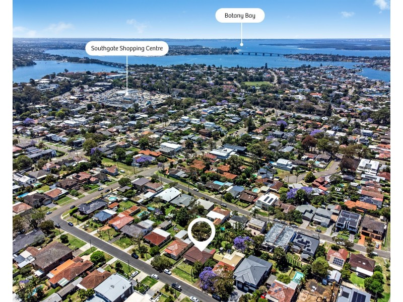 14 Terrace Avenue, Sylvania NSW 2224