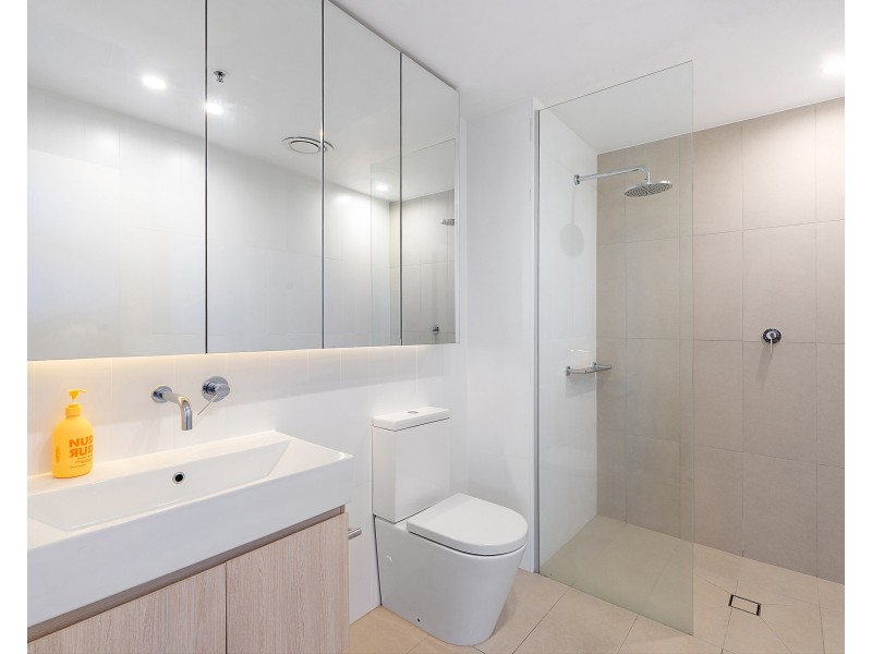 1504/6a Atkinson St, Liverpool NSW 2170