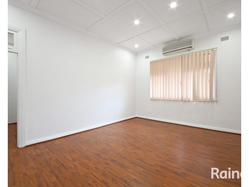 2/20 Gloucester Street, Rockdale NSW 2216