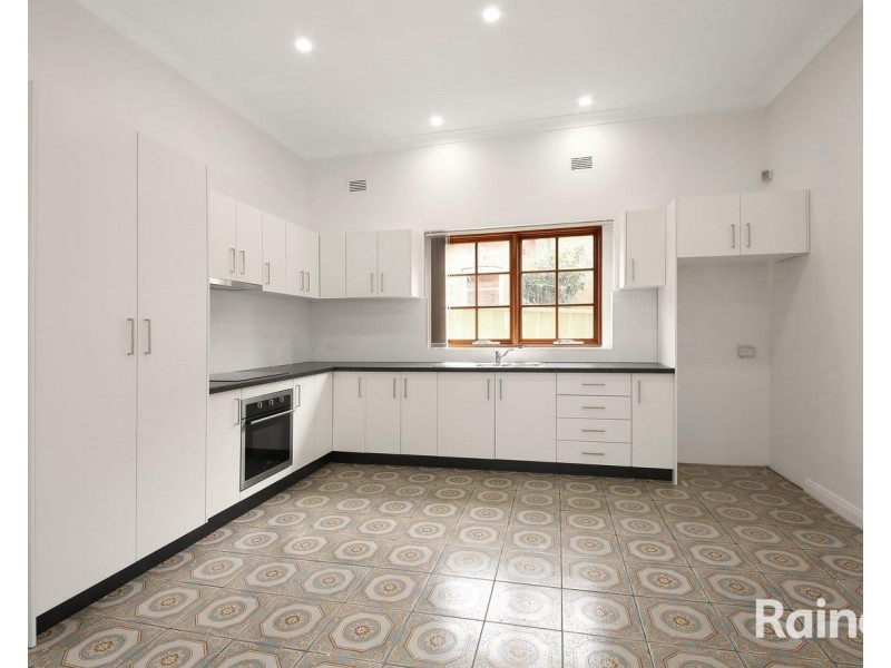 2/20 Gloucester Street, Rockdale NSW 2216