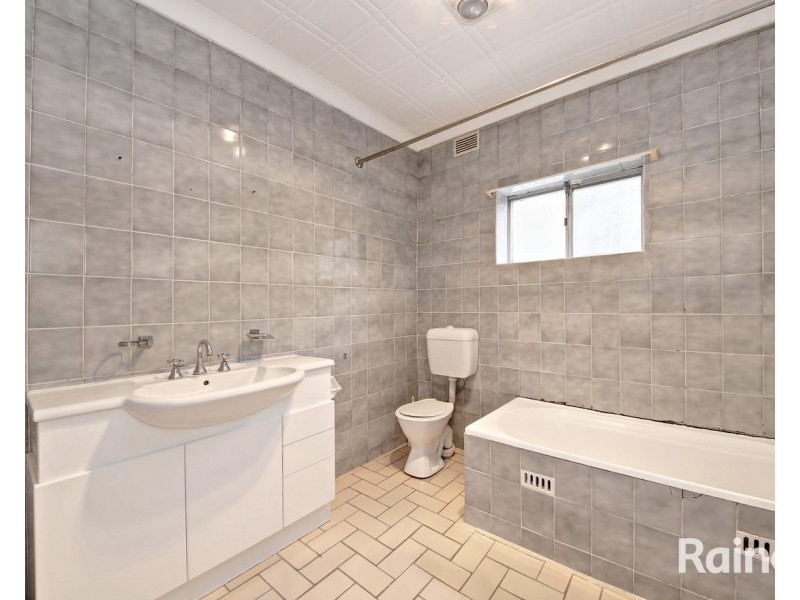 2/20 Gloucester Street, Rockdale NSW 2216