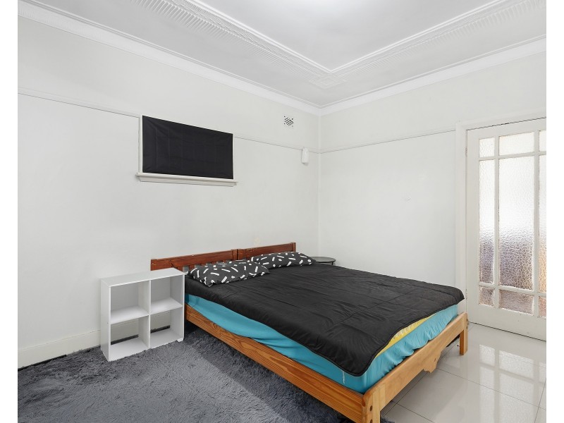 19 Chapel Street, Roselands NSW 2196