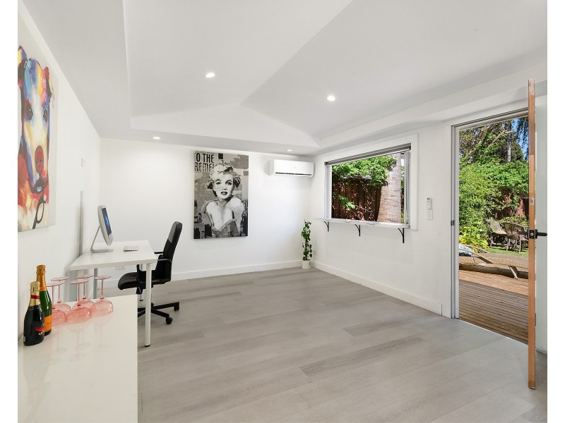 35 Lynwen Crescent, Banksia NSW 2216