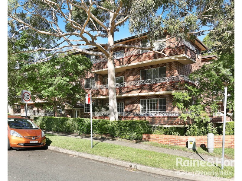 13/26-30 Hampton Court Road, Carlton NSW 2218