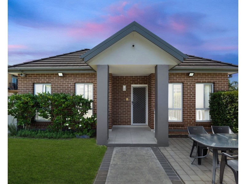 1/74 Connemarra Street, Bexley NSW 2207