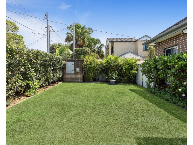 1/74 Connemarra Street, Bexley NSW 2207