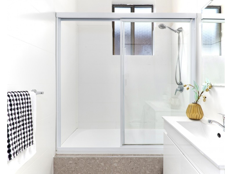 11 Woodside Avenue, Hurlstone Park NSW 2193