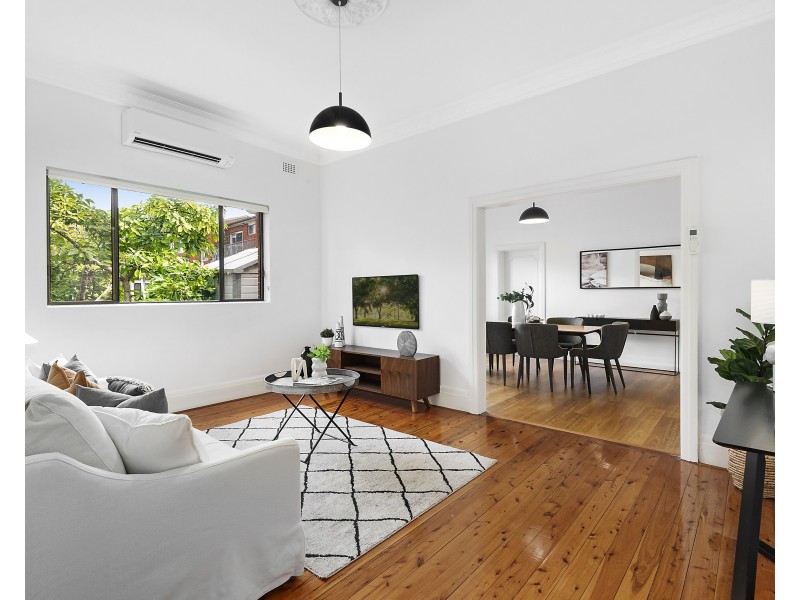 11 Woodside Avenue, Hurlstone Park NSW 2193