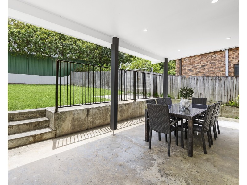 11 Woodside Avenue, Hurlstone Park NSW 2193