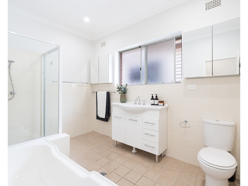 5 Young Street, Penshurst NSW 2222