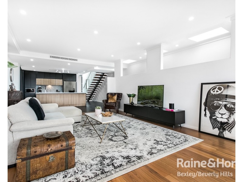 27A Warren Road, Marrickville NSW 2204
