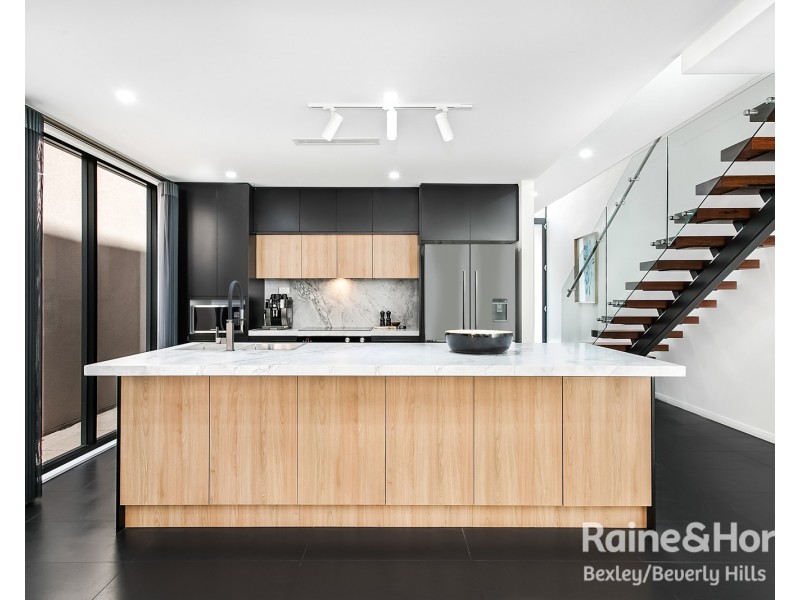 27A Warren Road, Marrickville NSW 2204