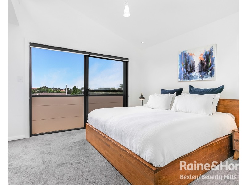 27A Warren Road, Marrickville NSW 2204