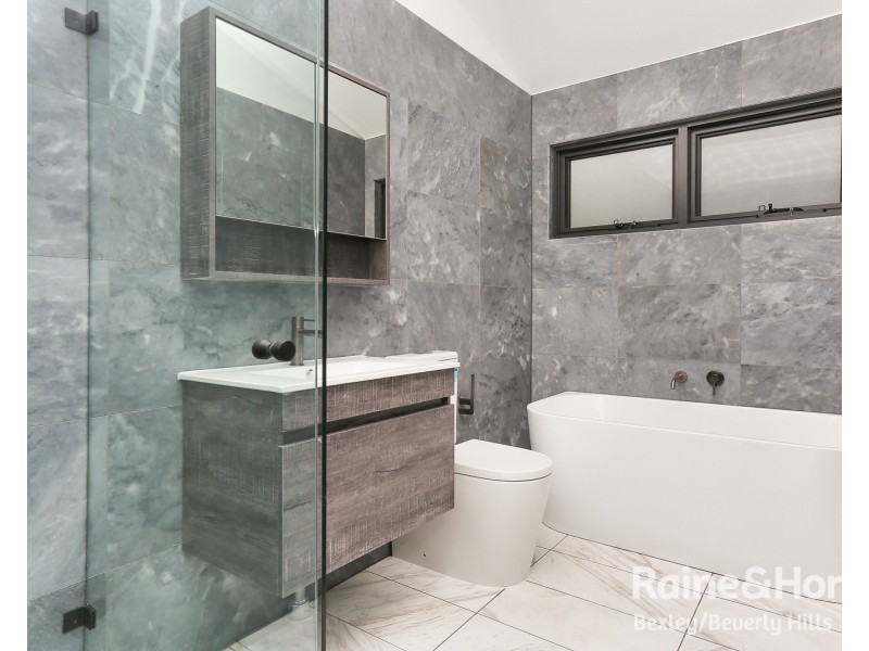 27A Warren Road, Marrickville NSW 2204