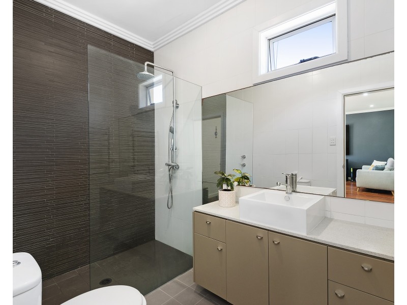 7 Berring Avenue, Roselands NSW 2196