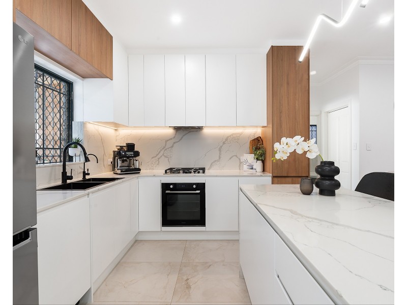 2/88 Connemarra Street, Bexley NSW 2207