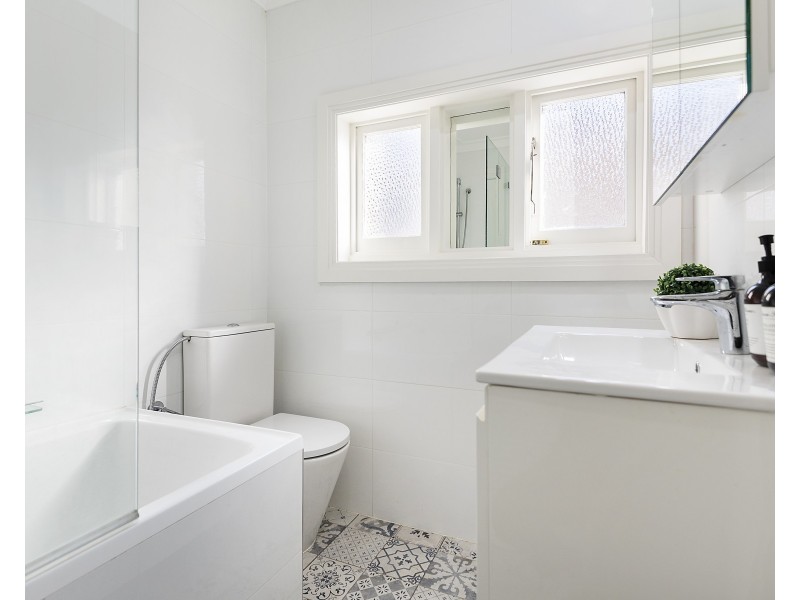 10 Jacobson Avenue, Kyeemagh NSW 2216