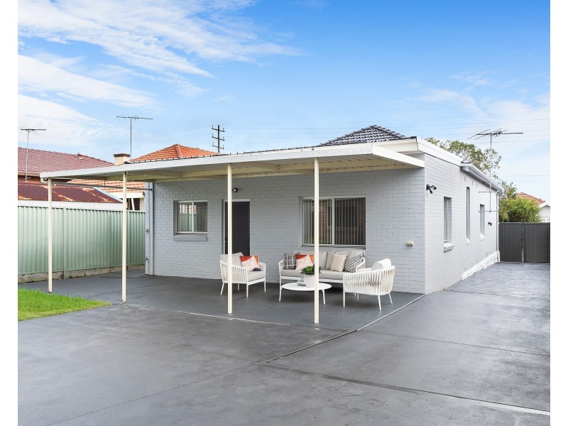 24 Lorraine Avenue, Bardwell Valley NSW 2207