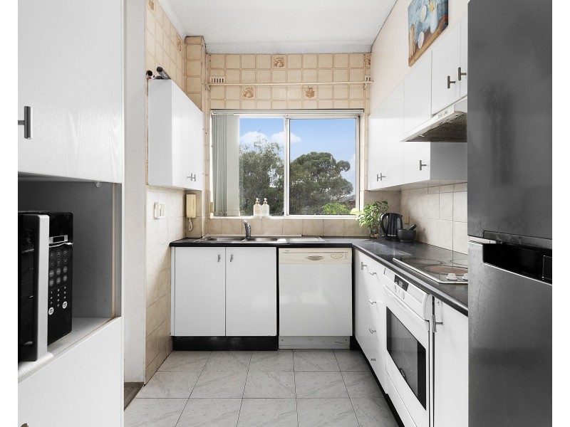 1/43 Queen Victoria Street, Bexley NSW 2207