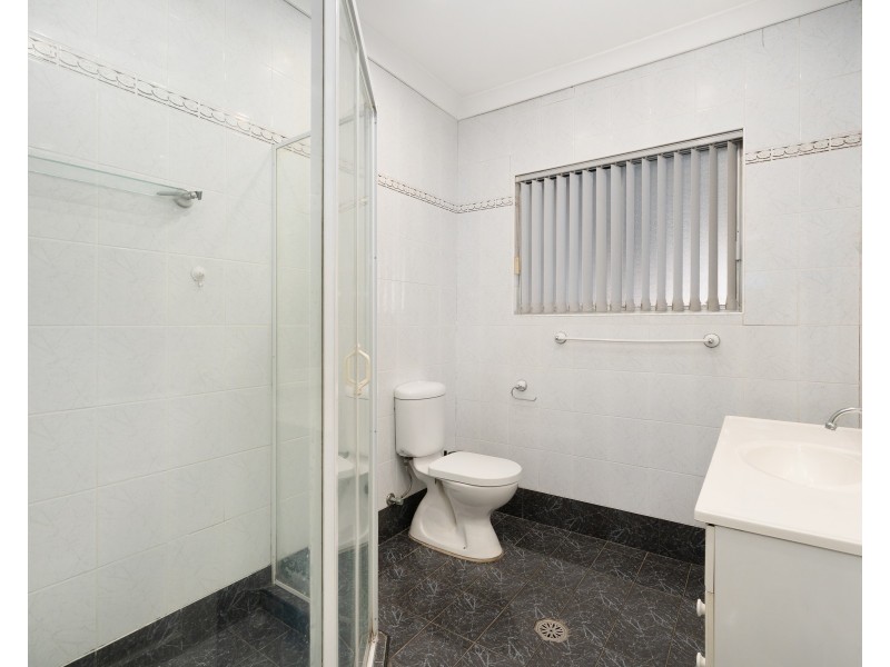 10 Flora Street, Roselands NSW 2196