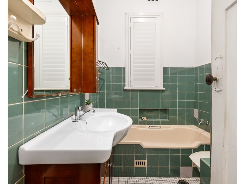 7 Lansdowne Street, Bardwell Valley NSW 2207