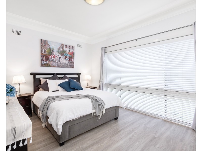 17 Roseview Avenue, Roselands NSW 2196
