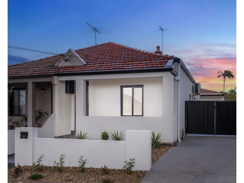 29 Tabrett Street, Banksia NSW 2216