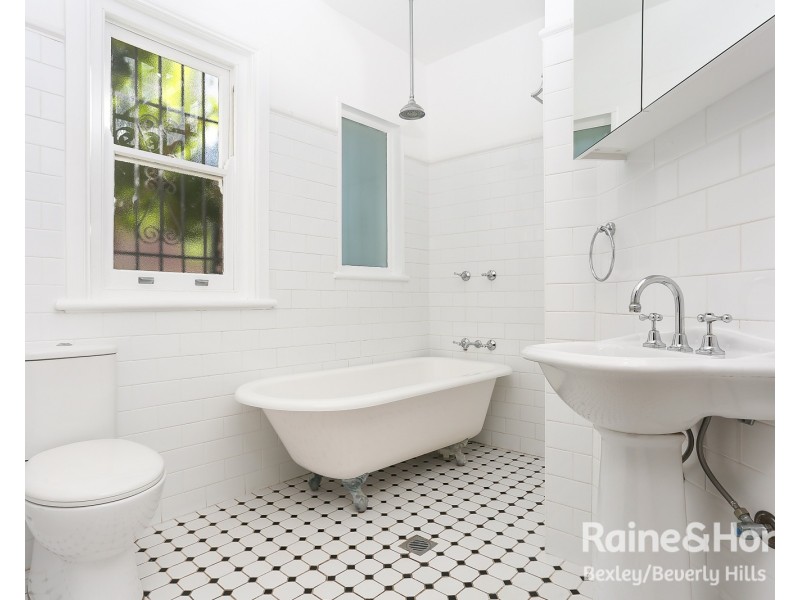 2/11 Dunmore Street, Bexley NSW 2207