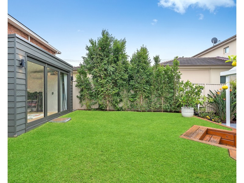 25 Tabrett Street, Banksia NSW 2216