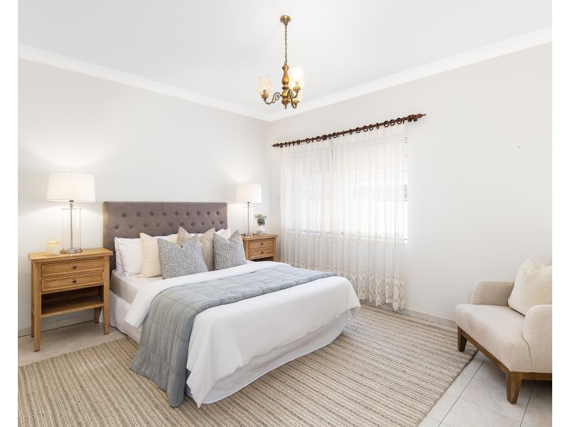 12 Bykool Avenue, Kingsgrove NSW 2208