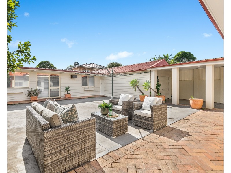 12 Bykool Avenue, Kingsgrove NSW 2208