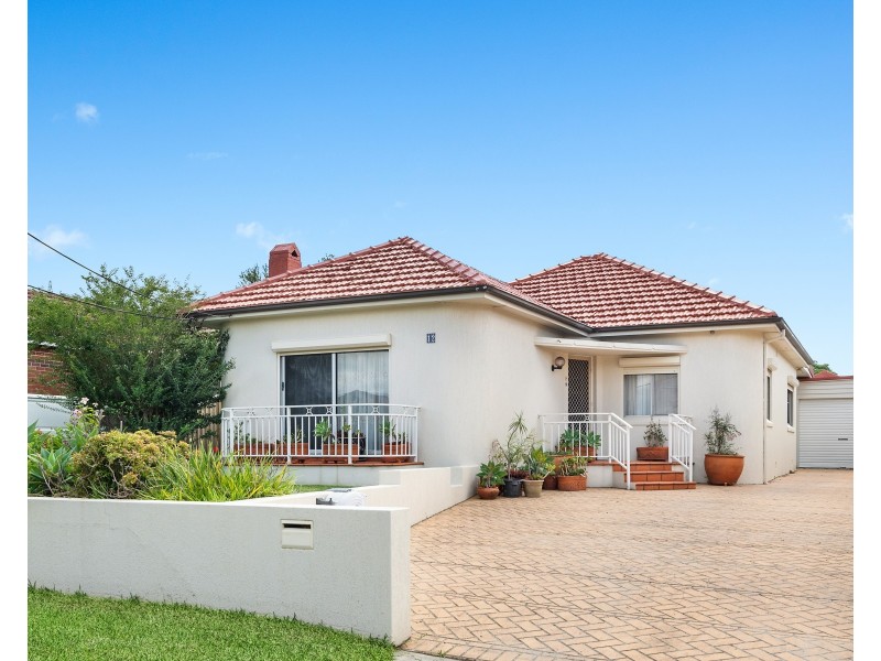 12 Bykool Avenue, Kingsgrove NSW 2208
