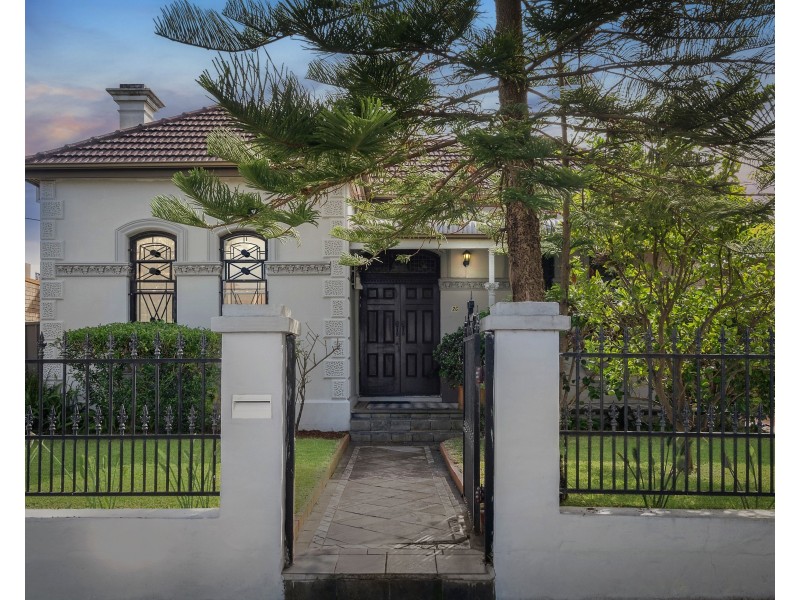 2C Beaconsfield Street, Bexley NSW 2207