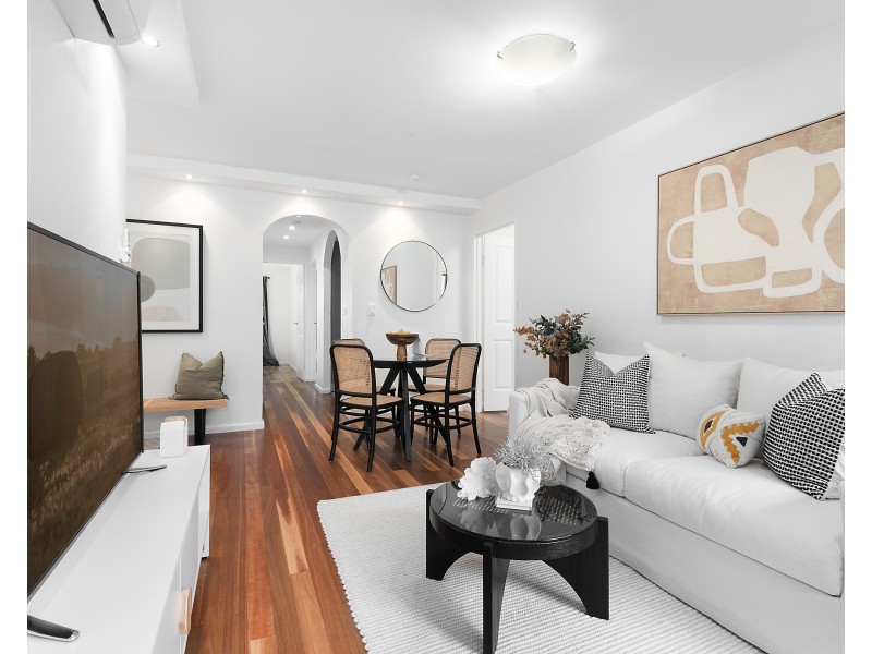 2/1 Carlton Parade, Carlton NSW 2218