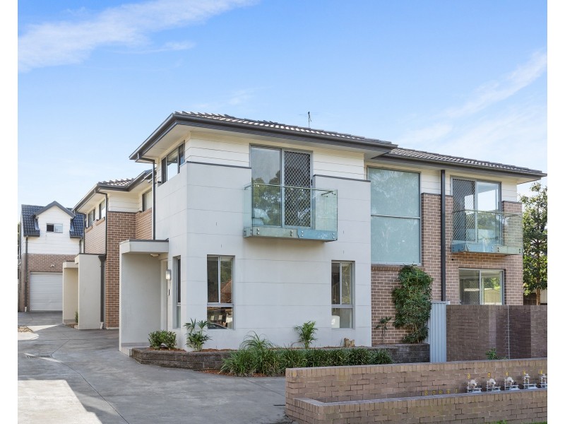 1/1 Grove Avenue, Narwee NSW 2209