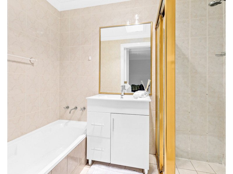 6/15-17 Ellerslie Road, Bexley NSW 2207