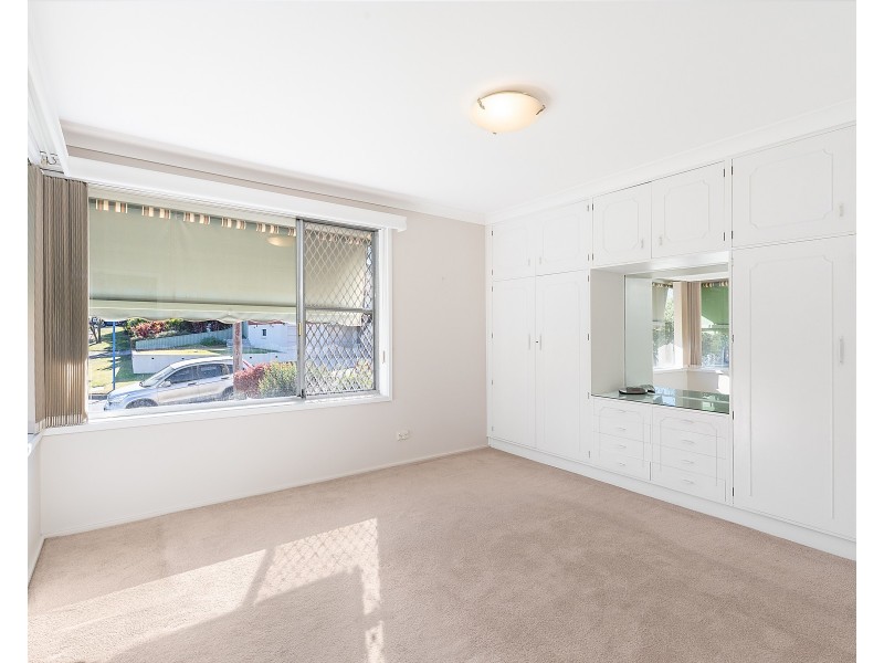 13 Enid Avenue, Roselands NSW 2196