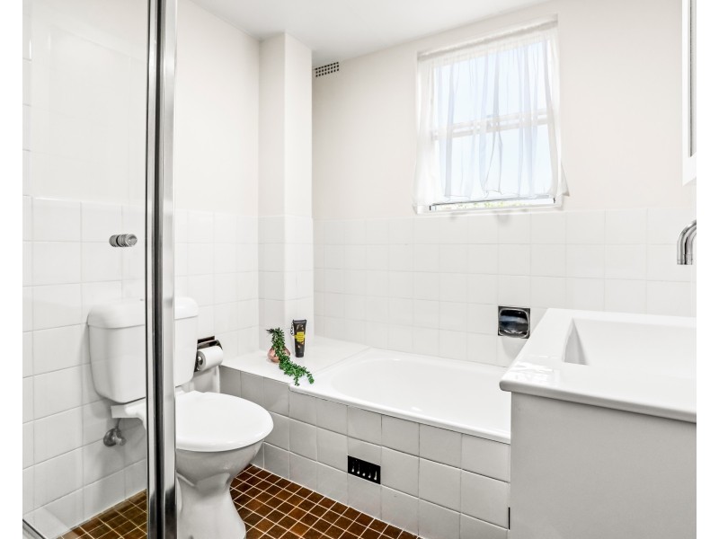 2/11-15 Kiora Road, Miranda NSW 2228